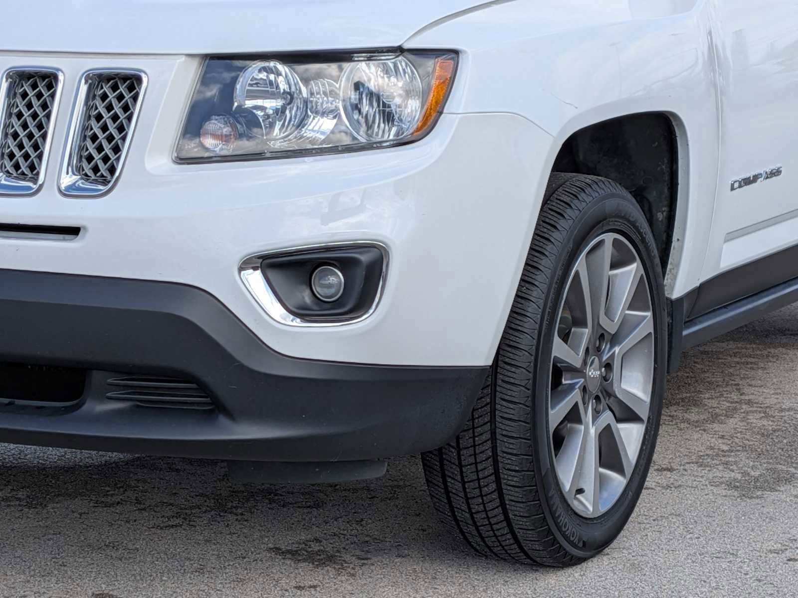 Used 2017 Jeep Compass High Altitude image 10