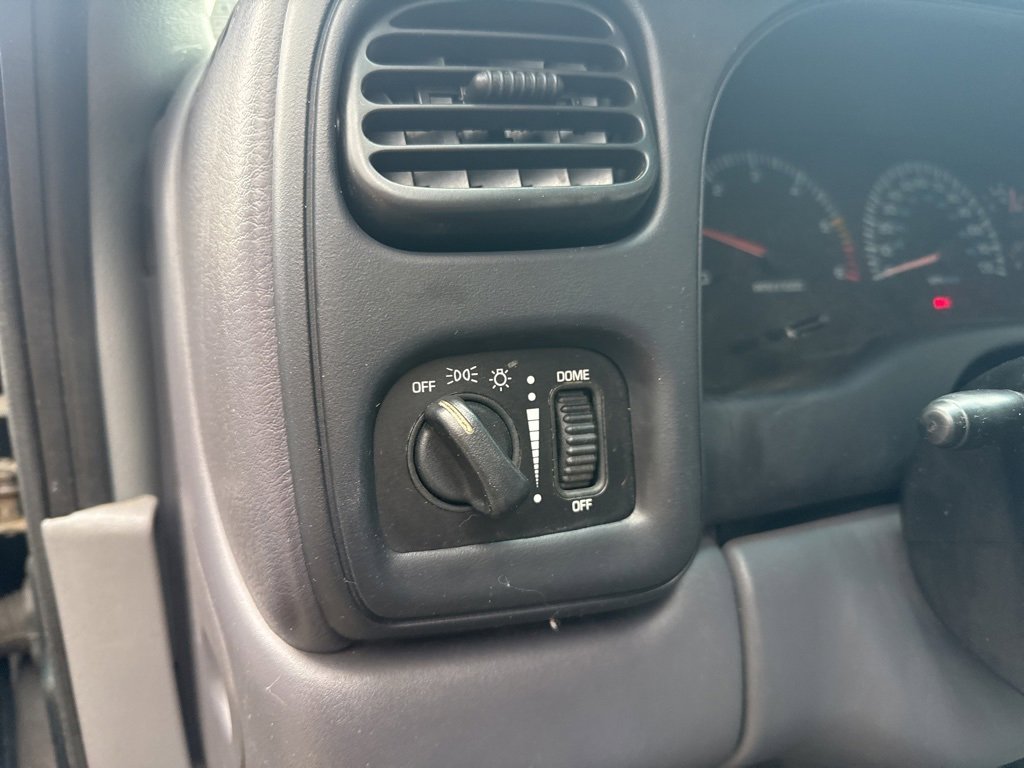 Used 2000 Dodge Dakota Sport image 16