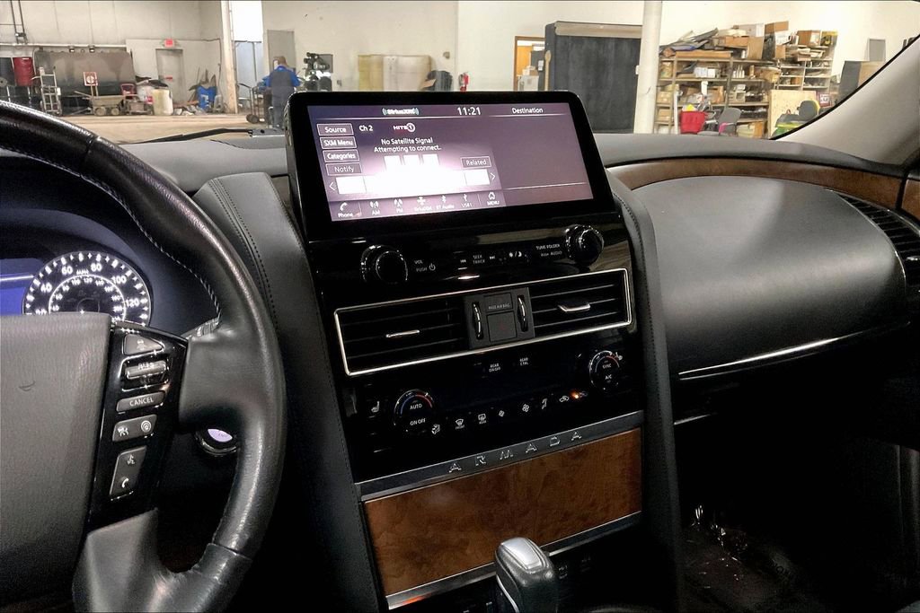 Used 2024 Nissan Armada SL AWD/4WD image 6