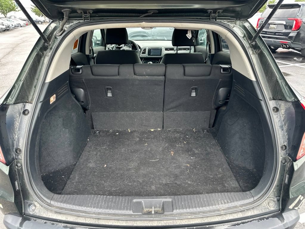 Used 2018 Honda HR-V EX image 12