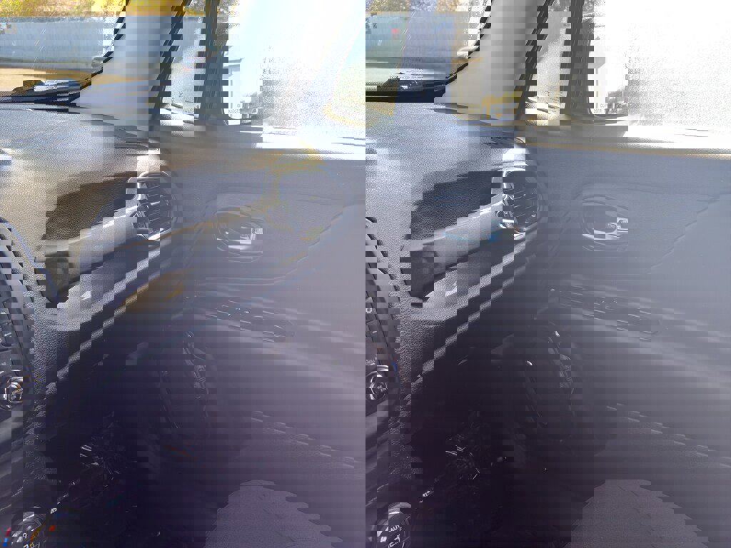 Used 2017 Jeep Renegade Altitude image 20