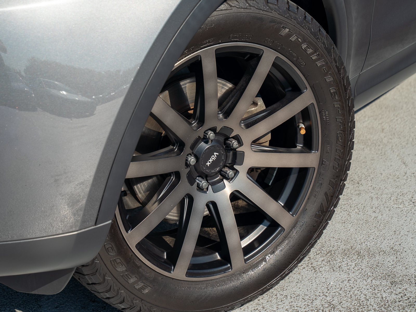 Used 2018 Land Rover Discovery HSE AWD/4WD image 12