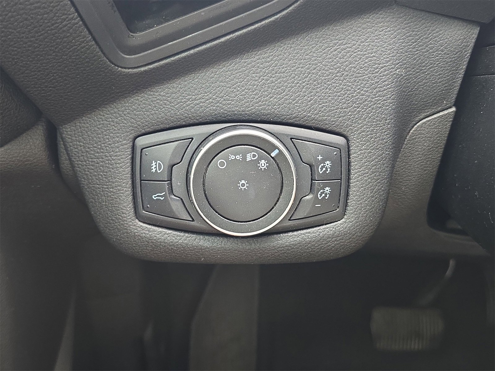 Used 2017 Ford Escape SE image 20