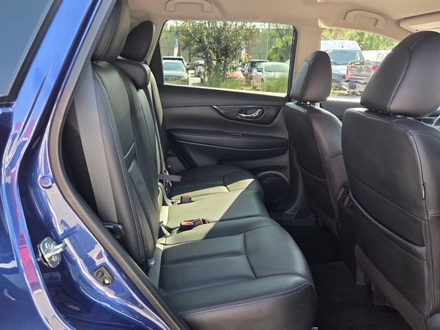 Used 2020 Nissan Rogue SL FWD image 17