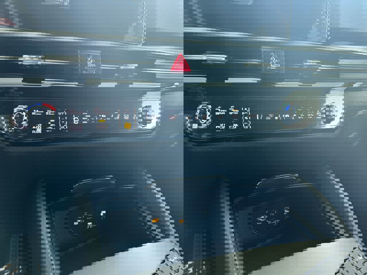 New 2026 Kia Sportage S image 25