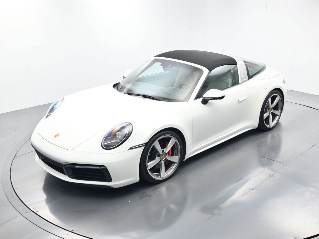 Certified 2021 Porsche 911 Targa 4S image 33