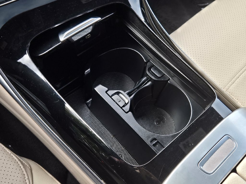 Used 2023 Mercedes-Benz C 300 Sedan image 21
