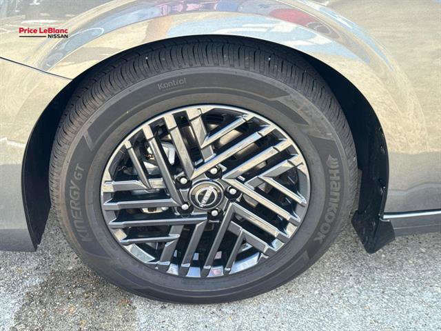 Used 2026 Nissan Sentra SV w/ Floor Mat Package FWD image 4