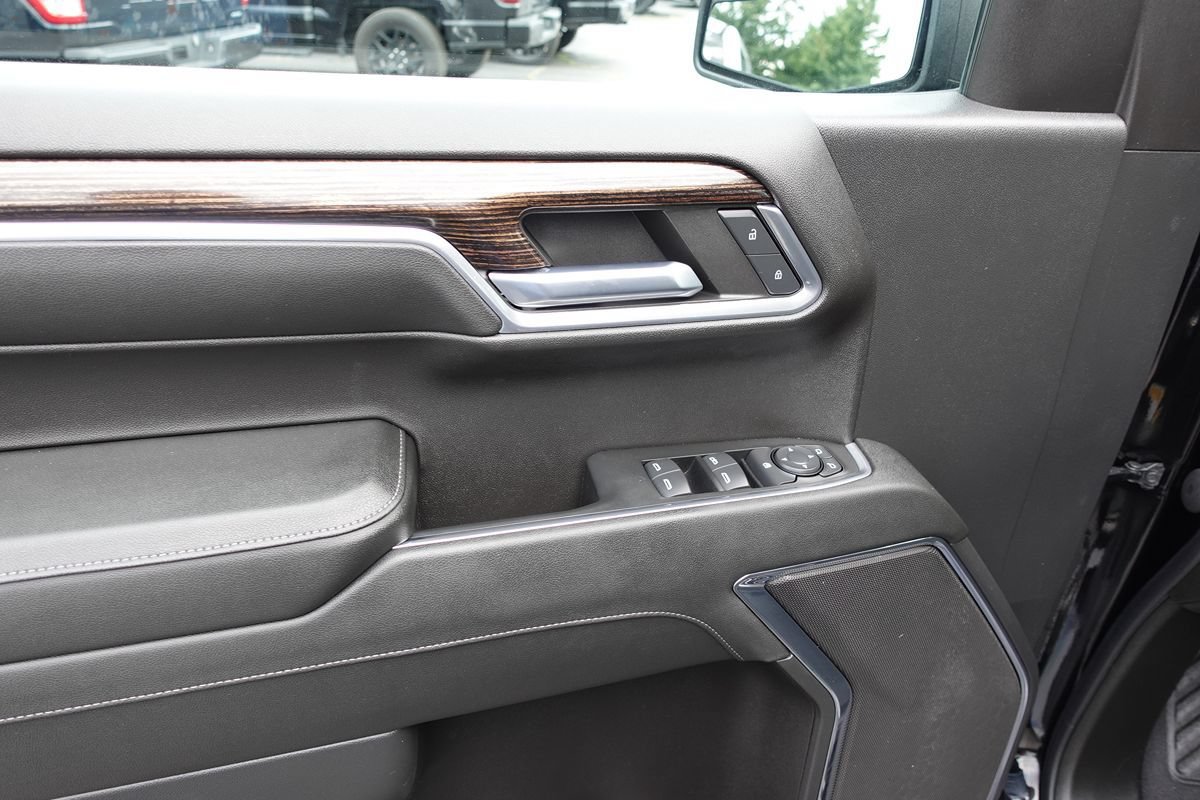 Used 2023 GMC Sierra 1500 Elevation AWD/4WD image 16