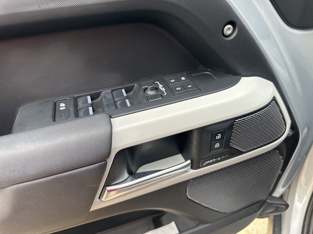 Used 2024 Land Rover Defender 110 S AWD/4WD image 18
