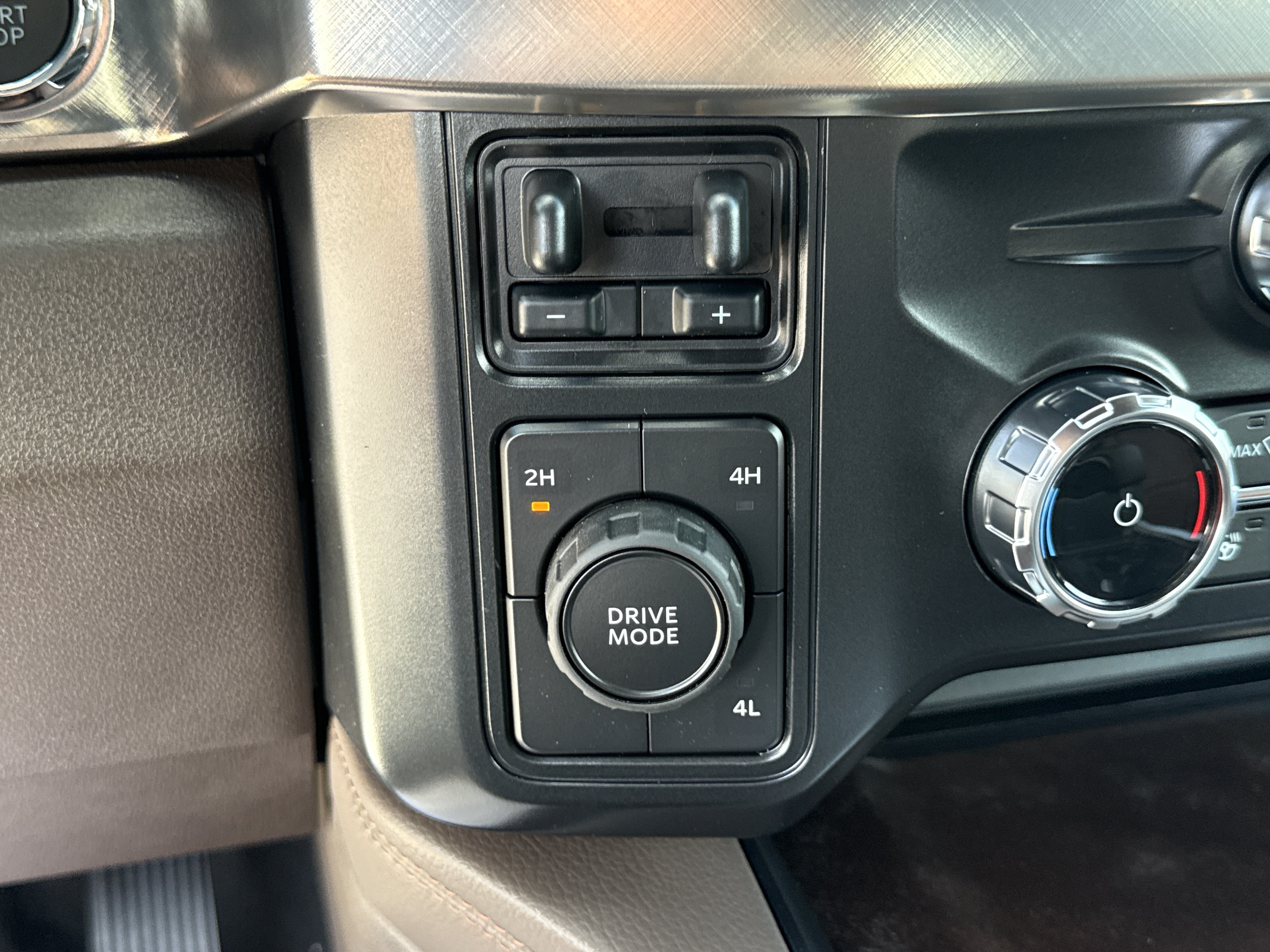 New 2026 Ford F350 King Ranch w/ Chrome Package AWD/4WD image 22