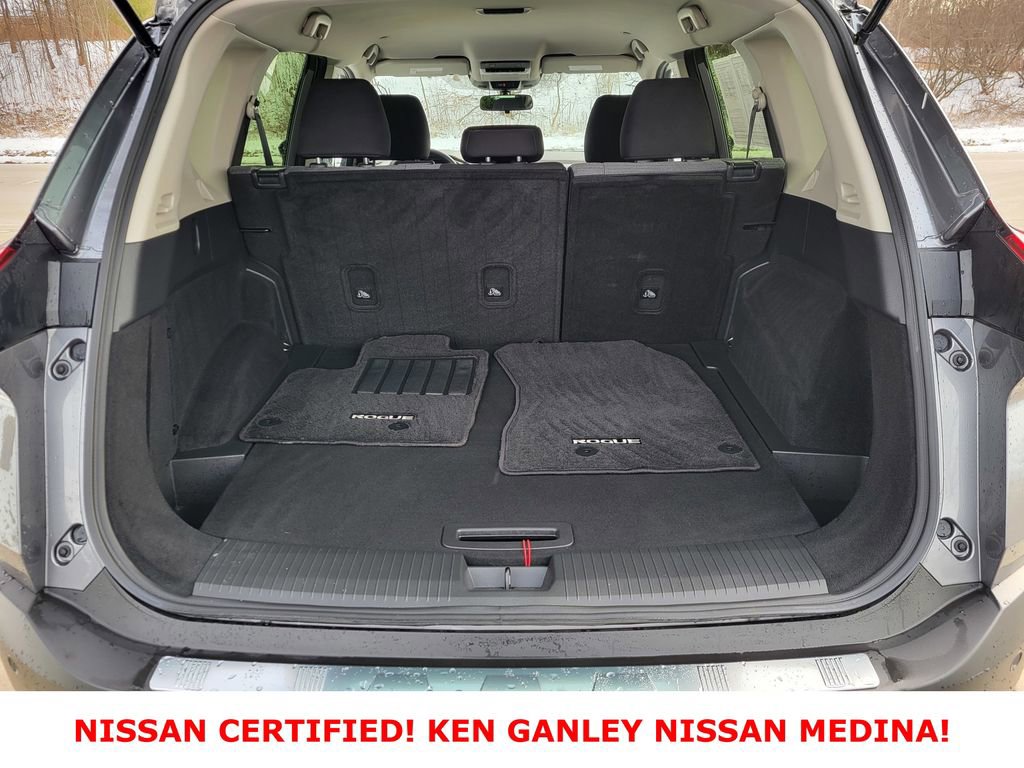 Certified 2023 Nissan Rogue SV image 42