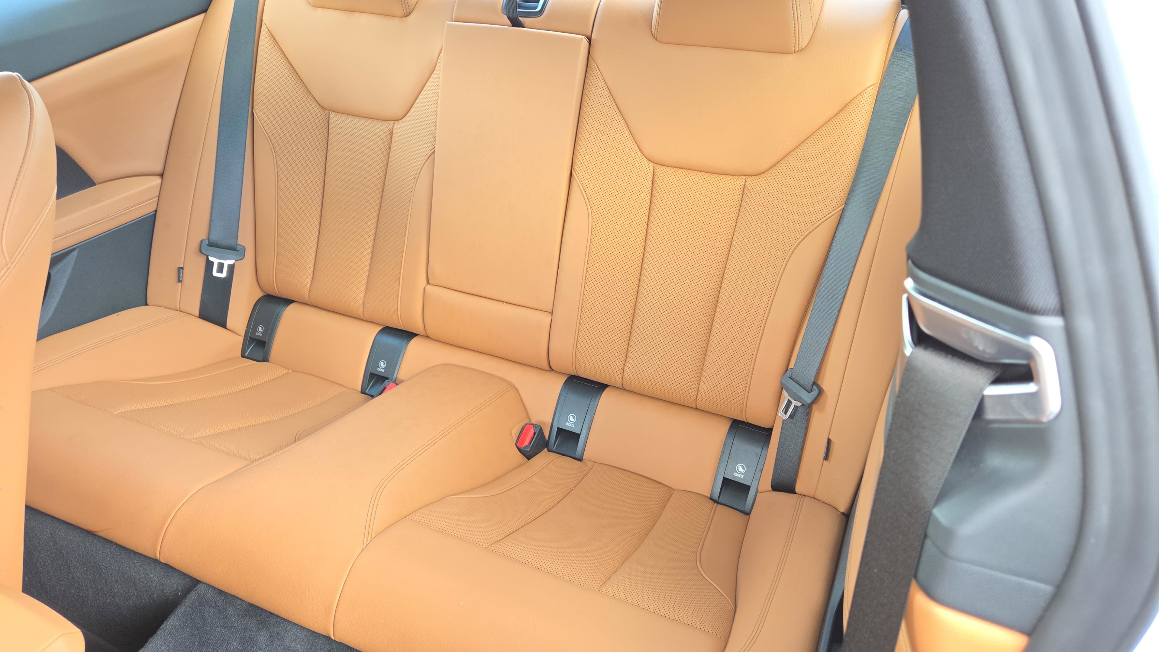 Certified 2024 BMW 430i Coupe w/ Premium Package image 11