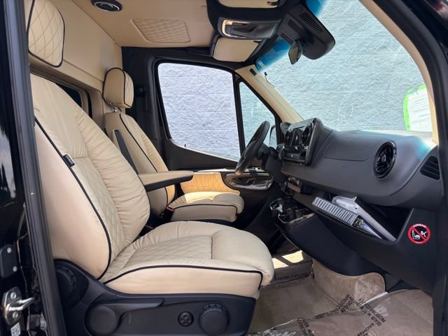 Used 2019 Mercedes-Benz Sprinter 3500 image 27