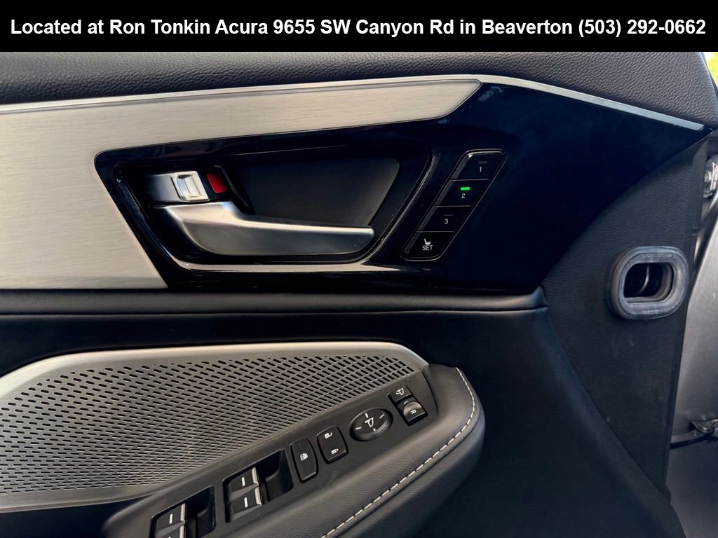 Certified 2023 Acura MDX SH-AWD w/ Technology Package image 12