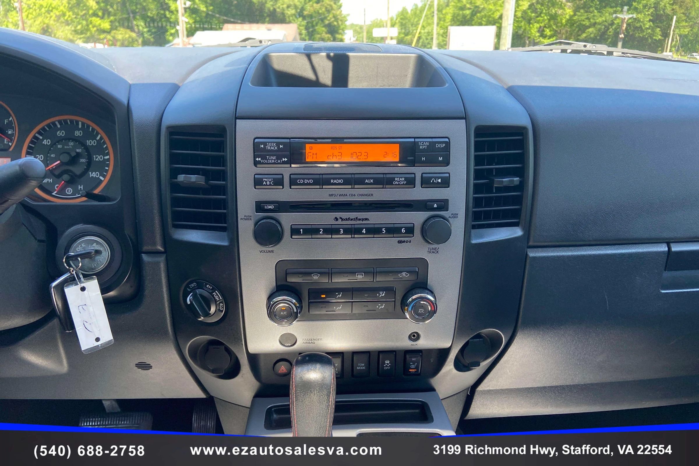 Used 2012 Nissan Titan PRO-4X AWD/4WD image 17
