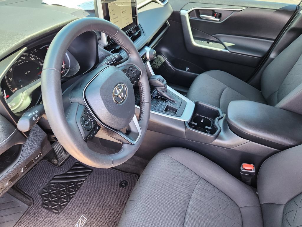 Used 2023 Toyota RAV4 XLE w/ Convenience Package AWD/4WD image 10