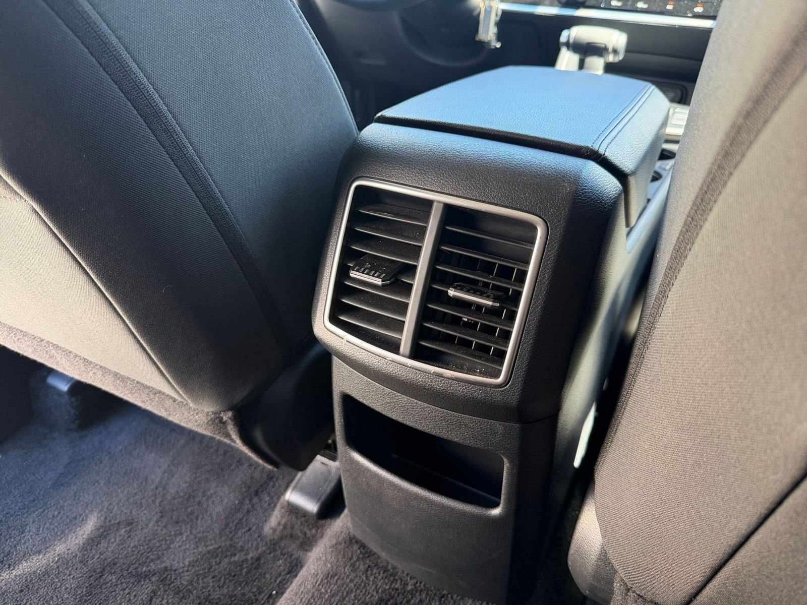 Used 2025 Kia Sportage LX image 22