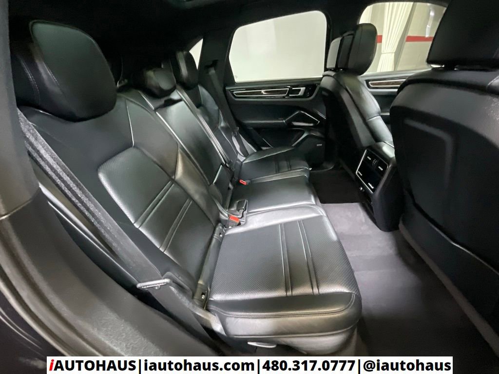 Used 2019 Porsche Cayenne S AWD/4WD image 18
