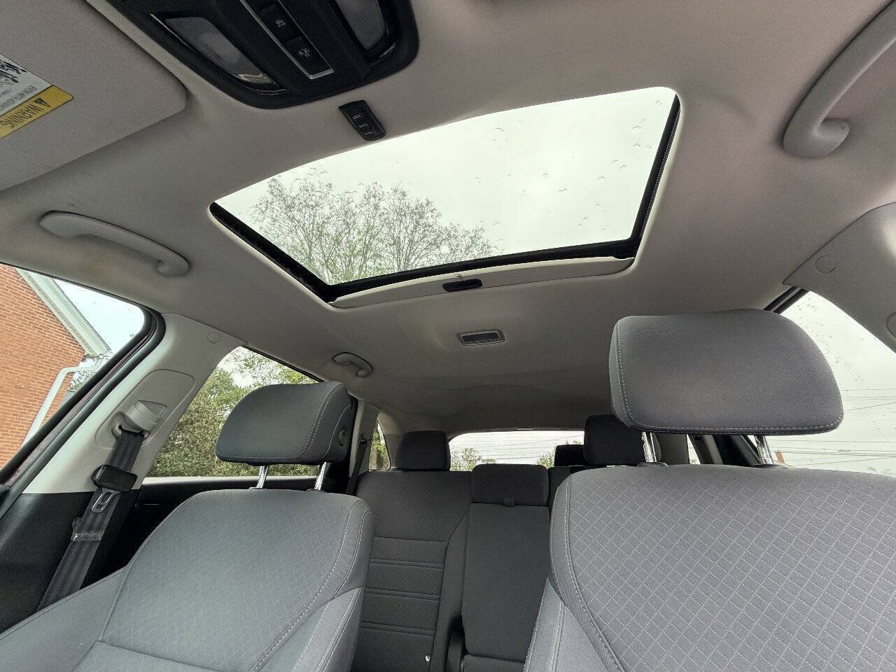 Used 2017 Kia Sorento AWD w/ LX V6 Convenience Package image 13