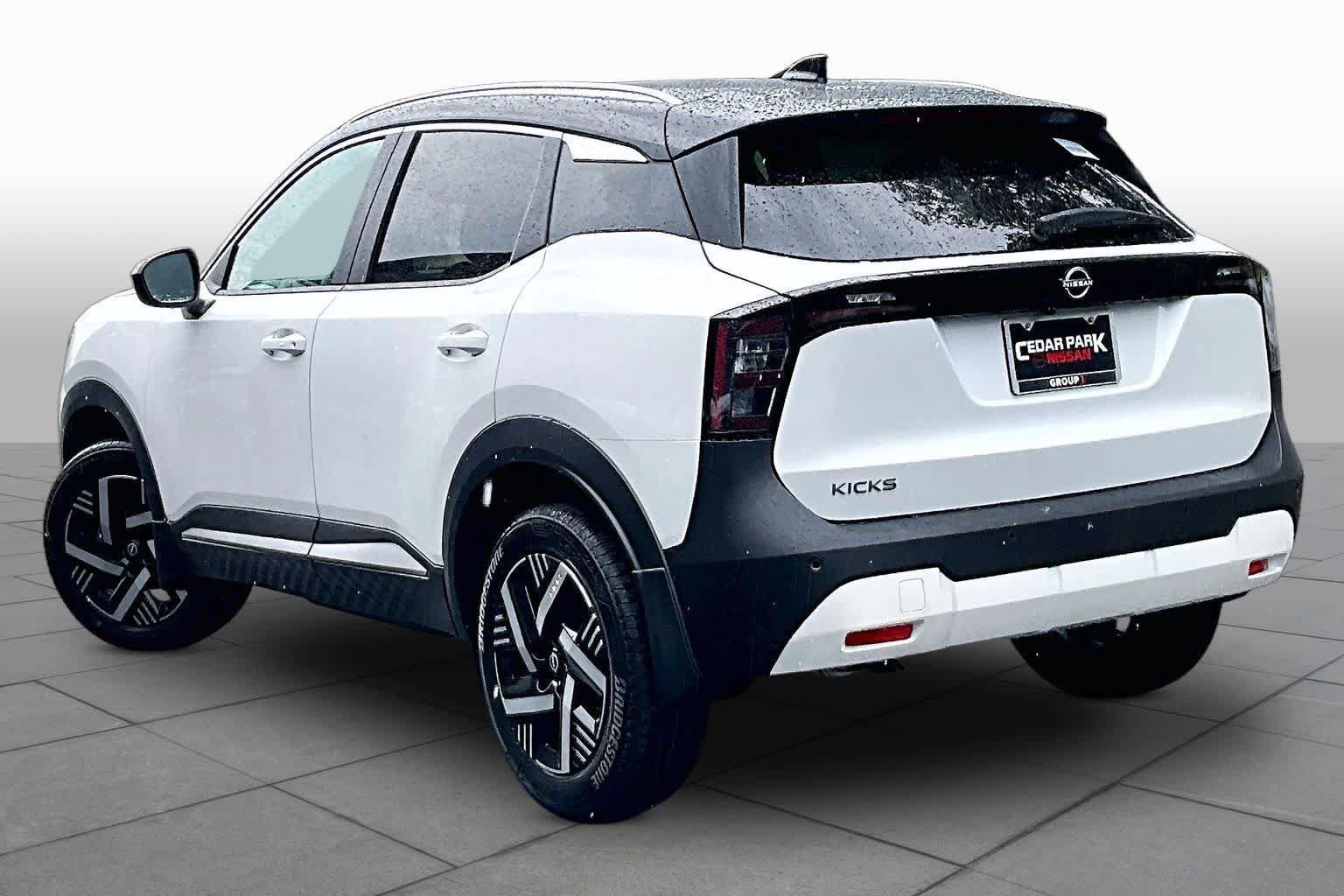 New 2026 Nissan Kicks SV w/ SV Premium Package FWD image 12