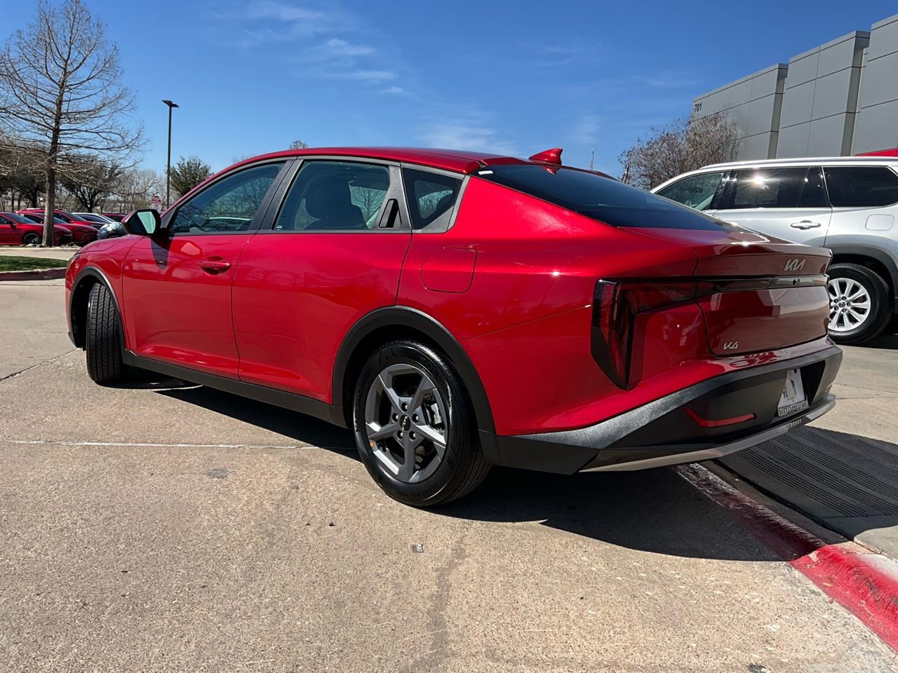 Used 2025 Kia K4 LXS image 8