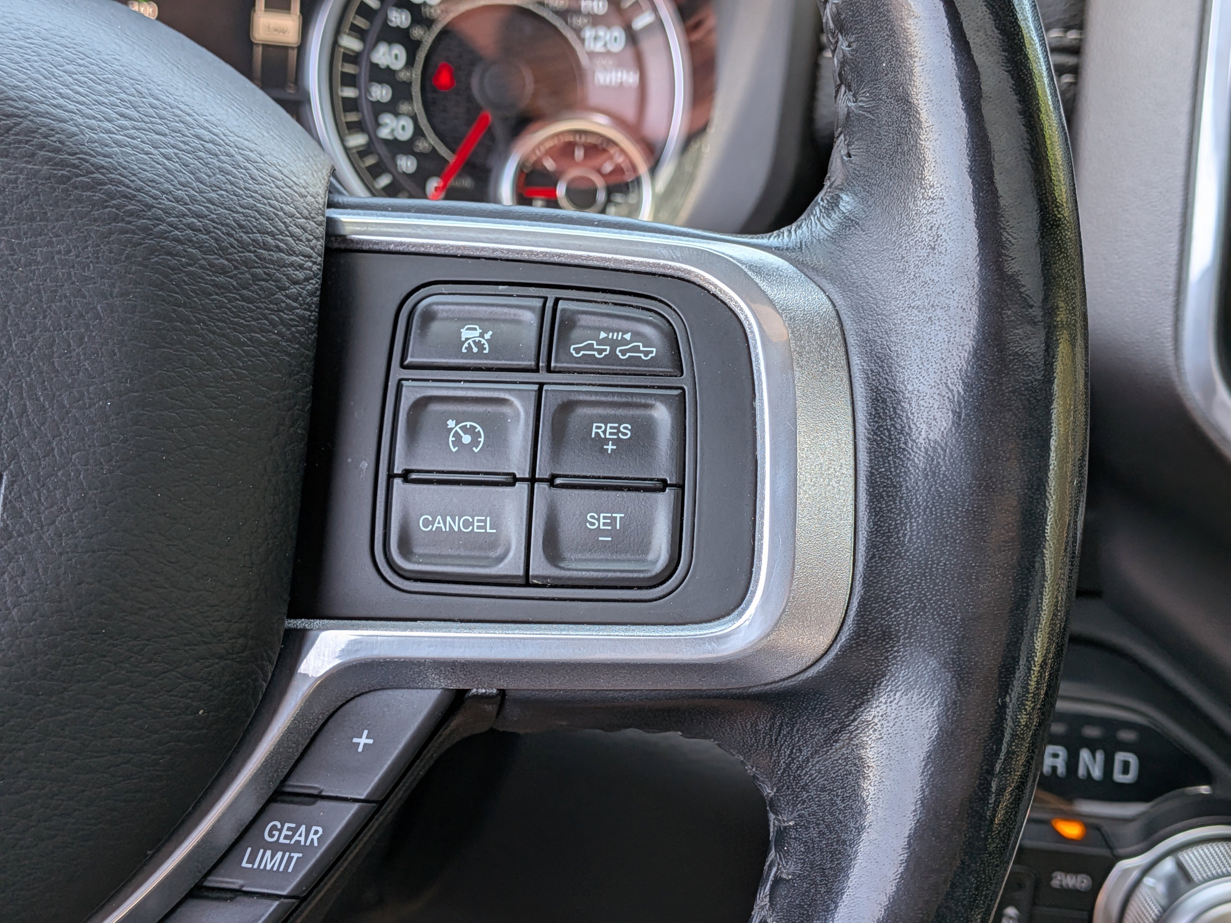 Used 2020 RAM 2500 Laramie image 26