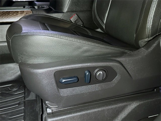 Used 2023 GMC Sierra 3500 Denali w/ Denali Ultimate Package image 16