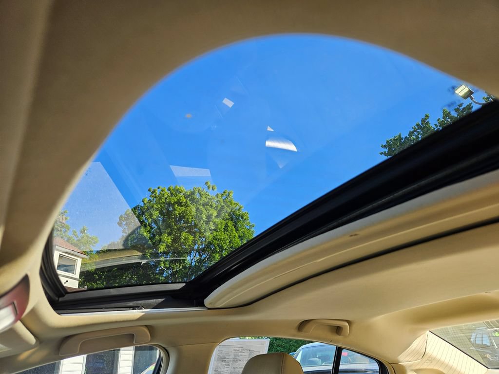 Used 2014 Acura TL w/ Technology Package FWD image 16