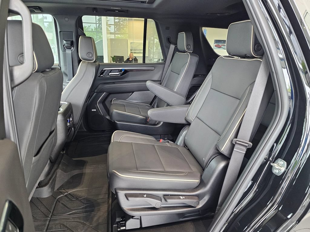 New 2026 Chevrolet Tahoe Premier w/ Sun And Tow Package AWD/4WD image 17