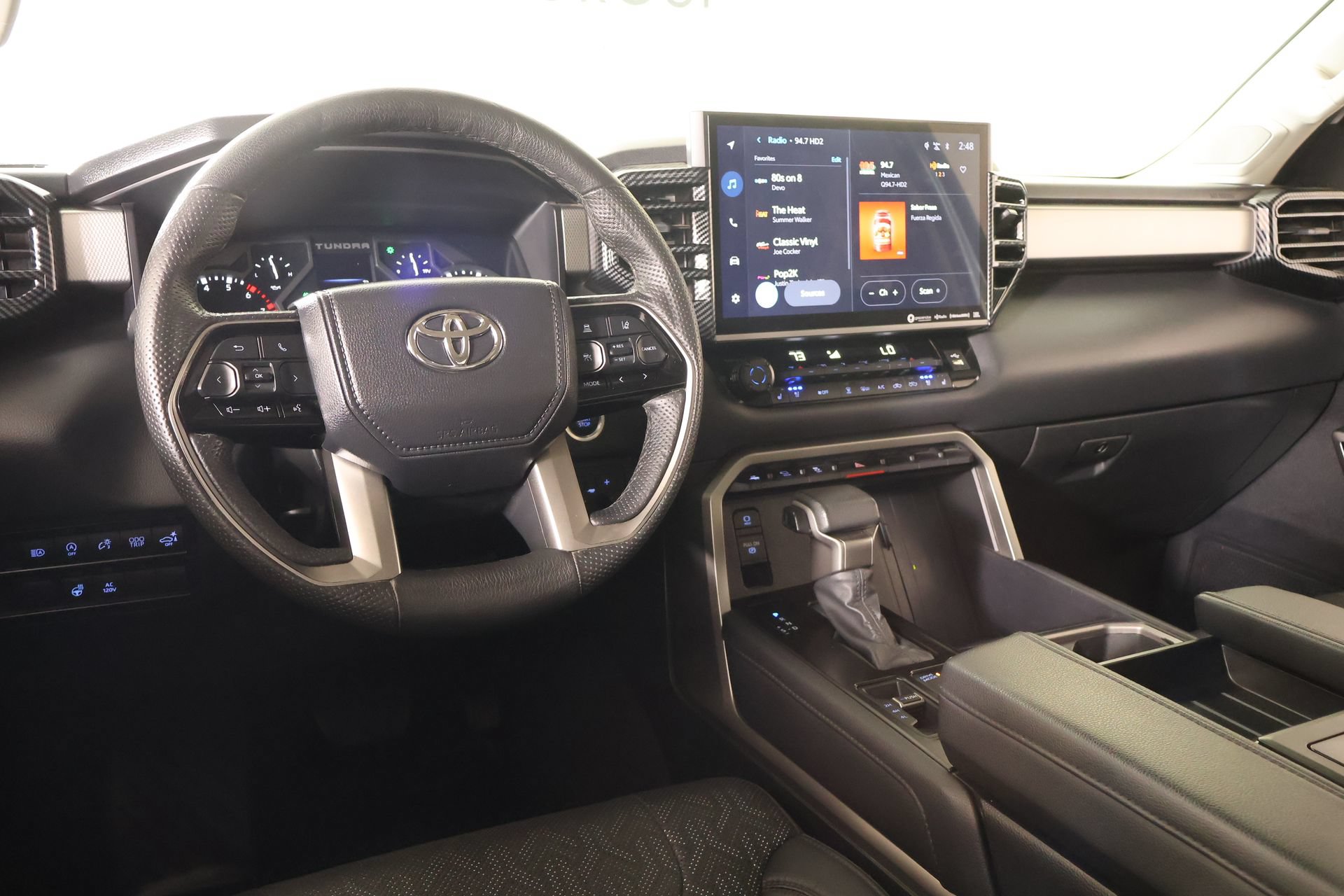 Used 2023 Toyota Tundra Limited AWD/4WD image 2