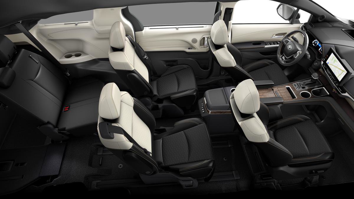 New 2026 Toyota Sienna Platinum AWD/4WD image 22