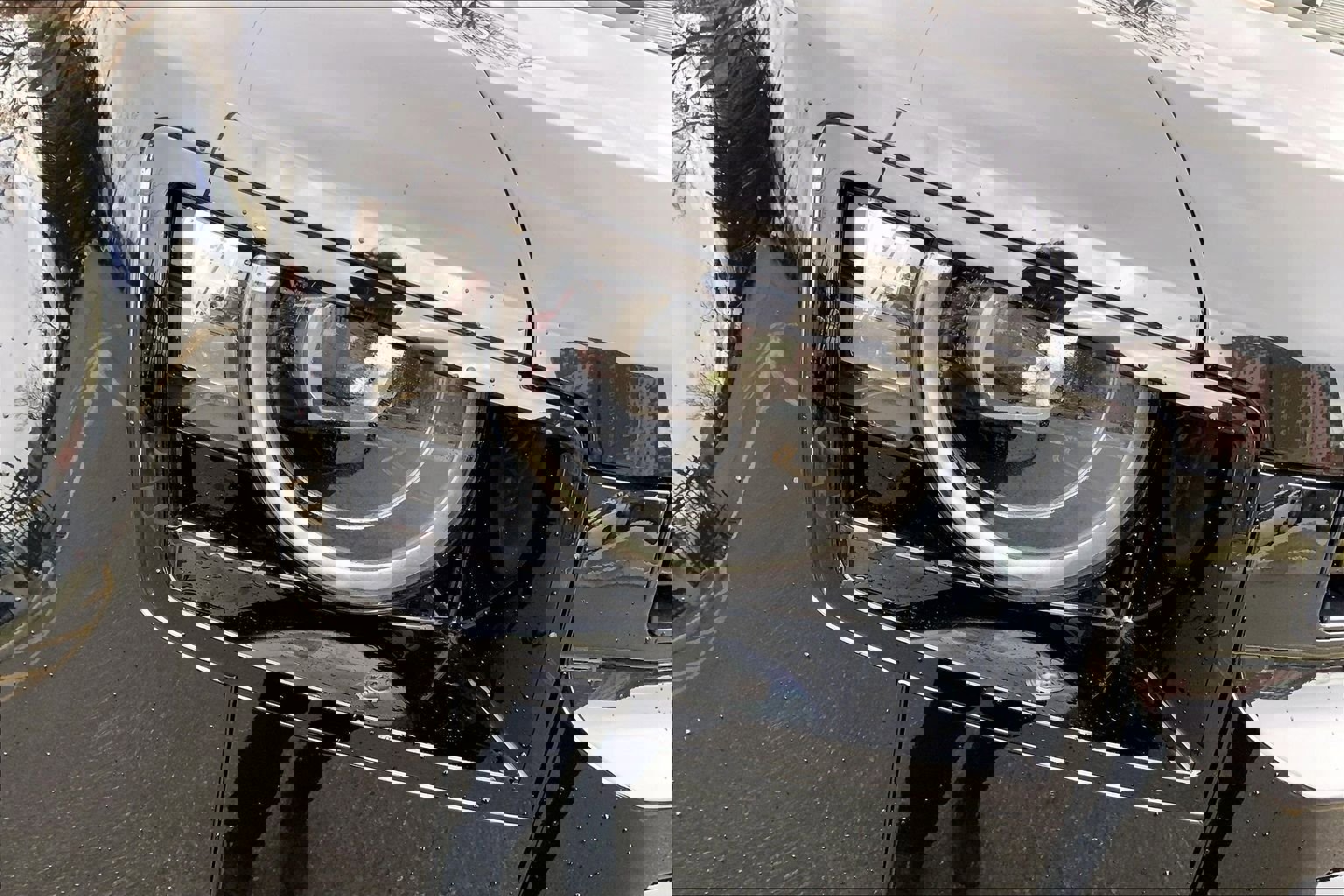 New 2026 Land Rover Defender 130 V8 image 13