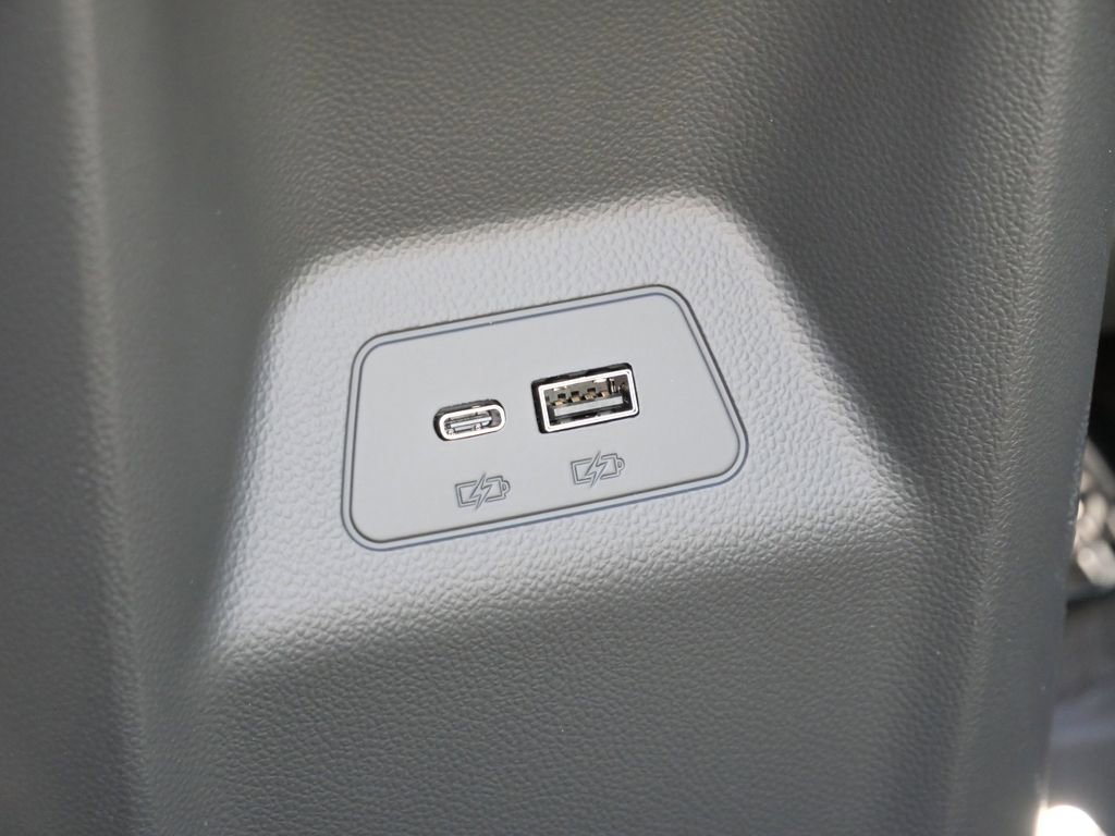 New 2026 Buick Envision Sport Touring image 38