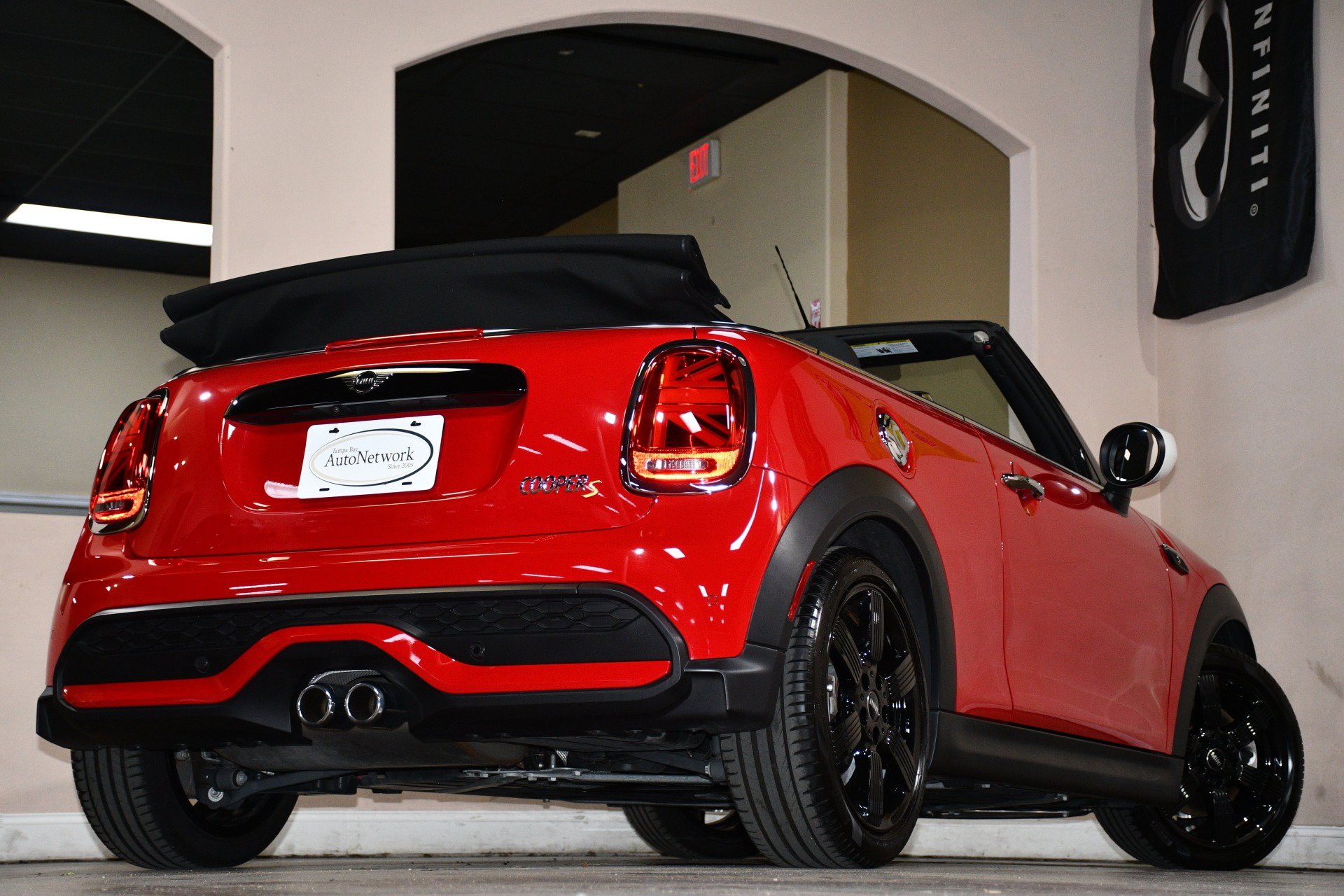 Used 2024 MINI Cooper S FWD image 85