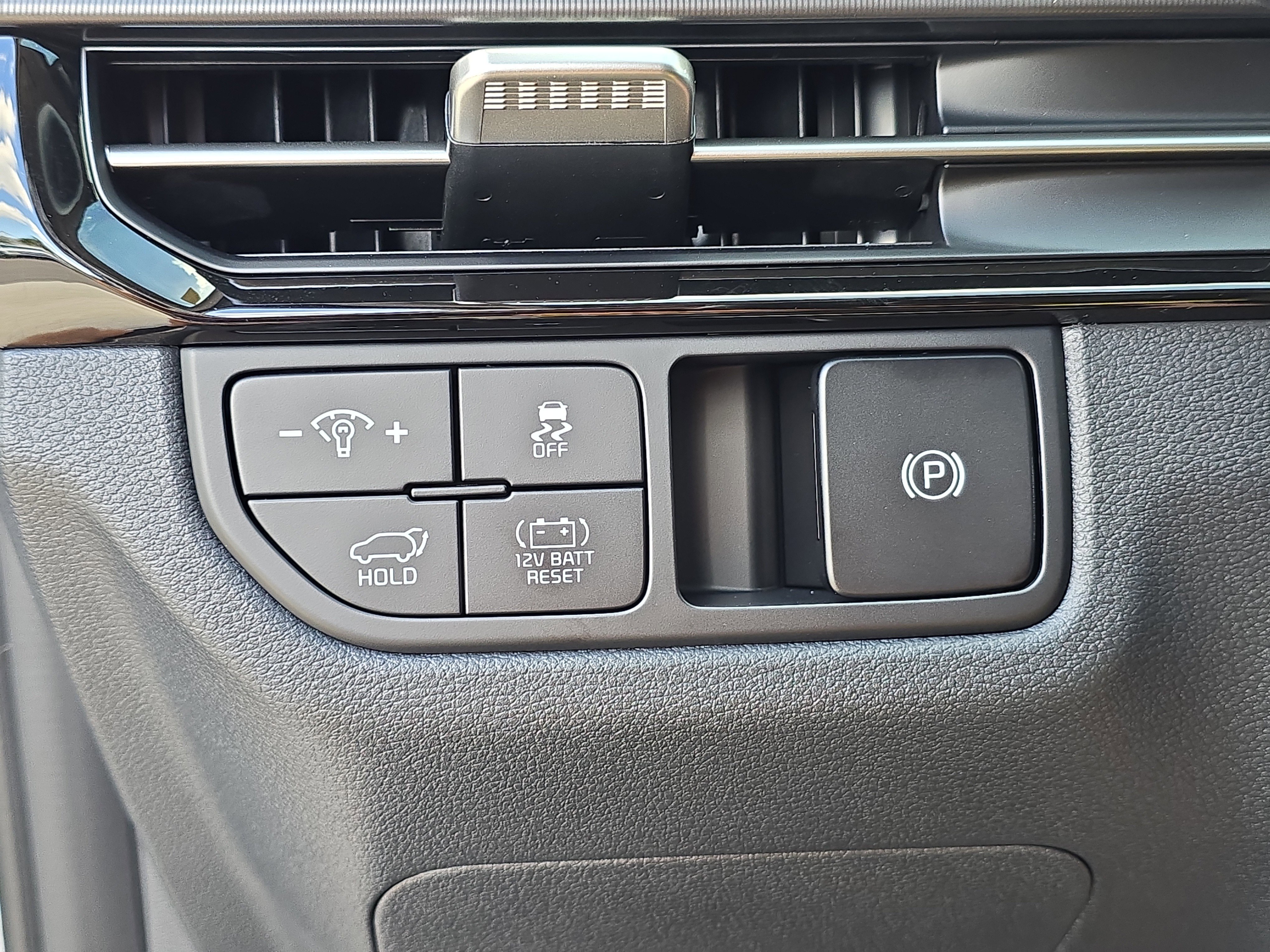 Certified 2026 Kia Sportage SX Prestige image 29