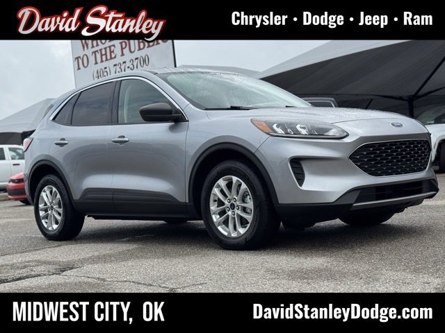 Used 2022 Ford Escape SE