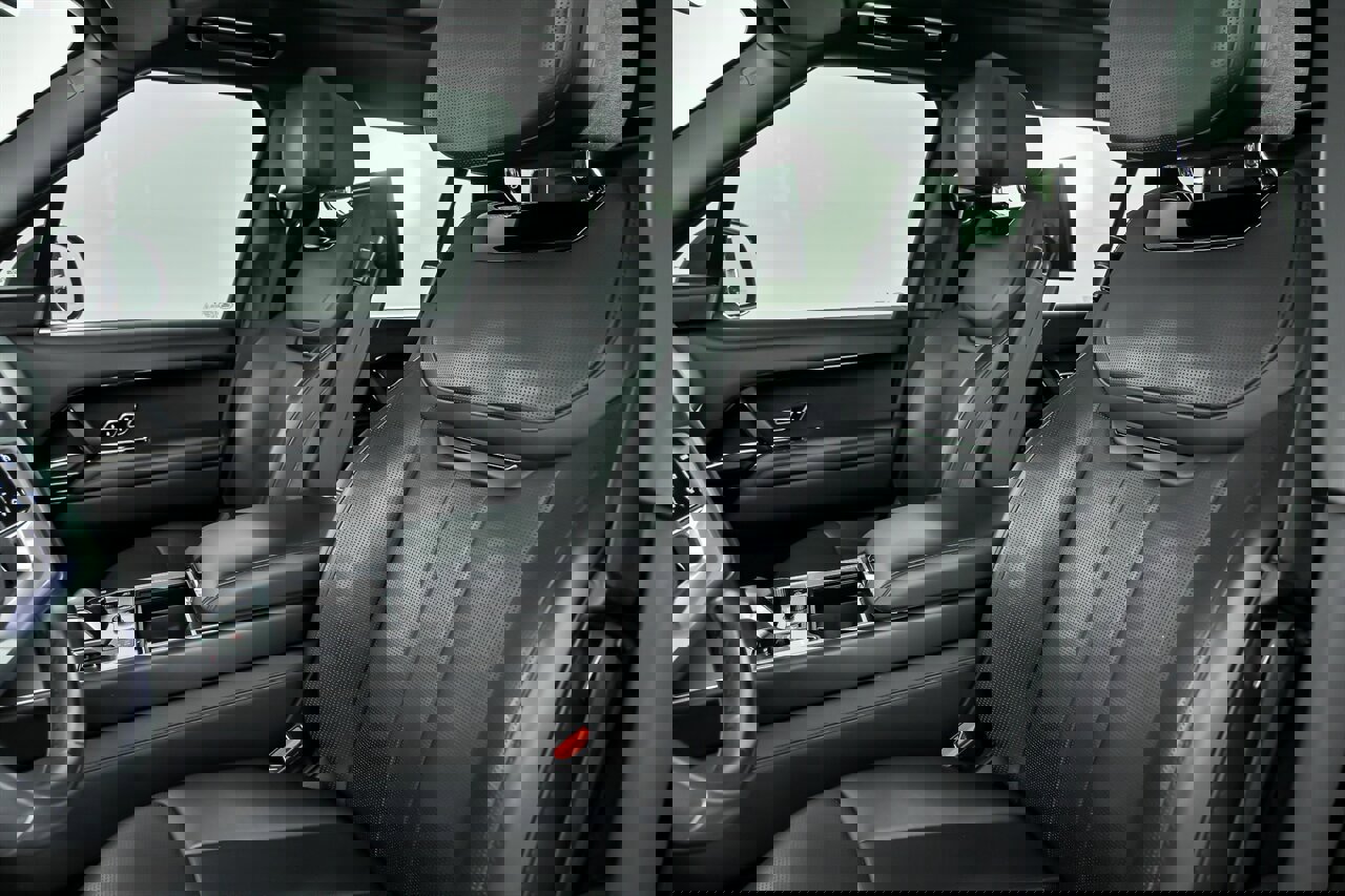 Used 2023 Land Rover Range Rover SV image 22