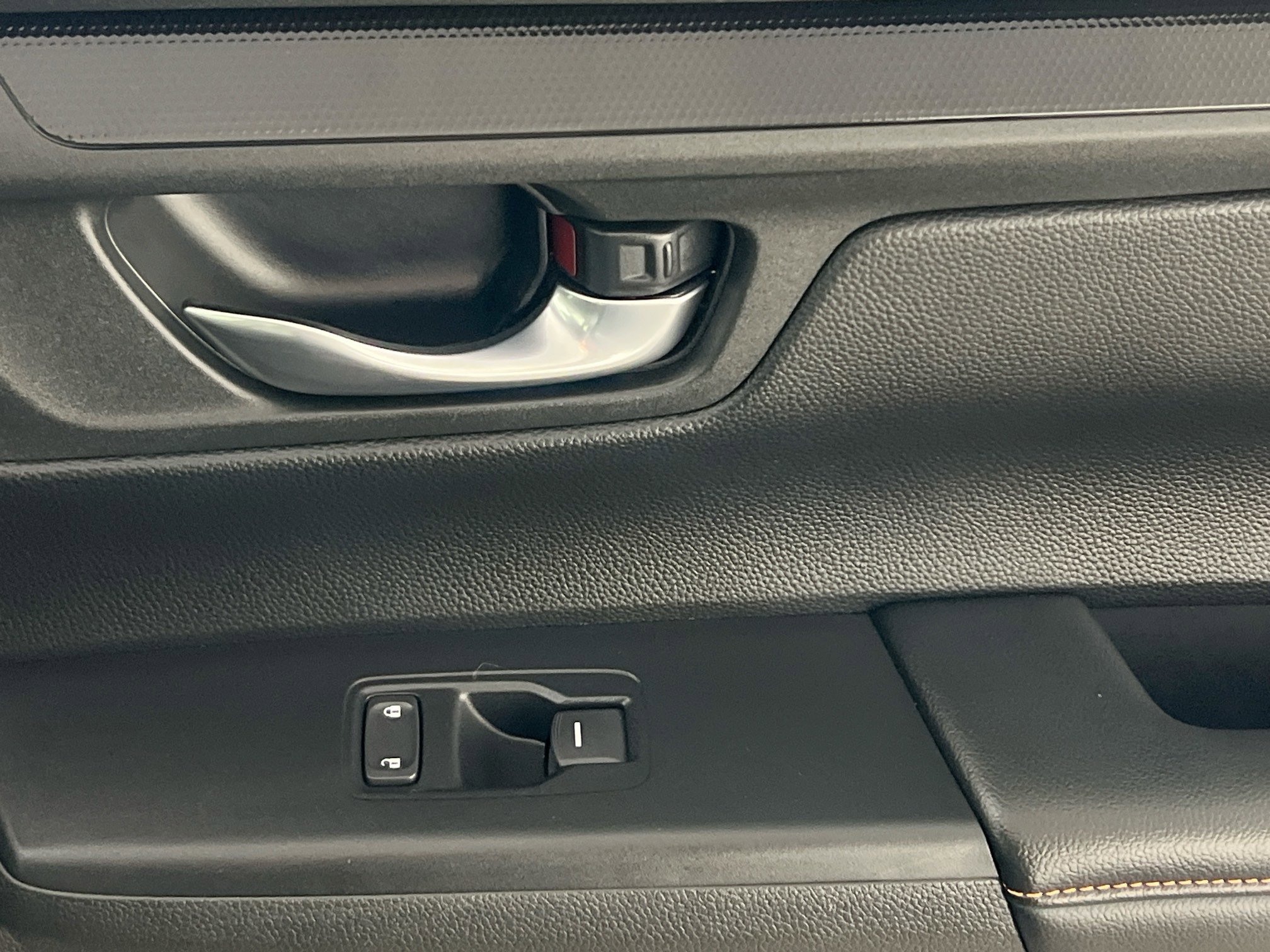 Used 2025 Honda CR-V Sport-L image 32