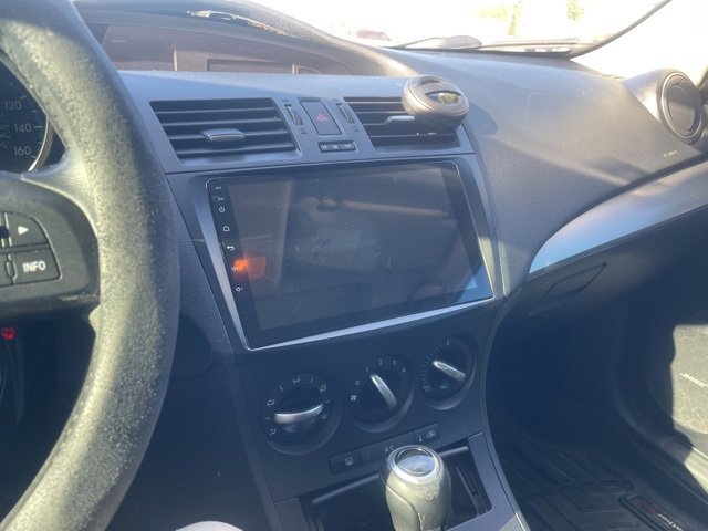 Used 2012 MAZDA MAZDA3 i Touring image 10