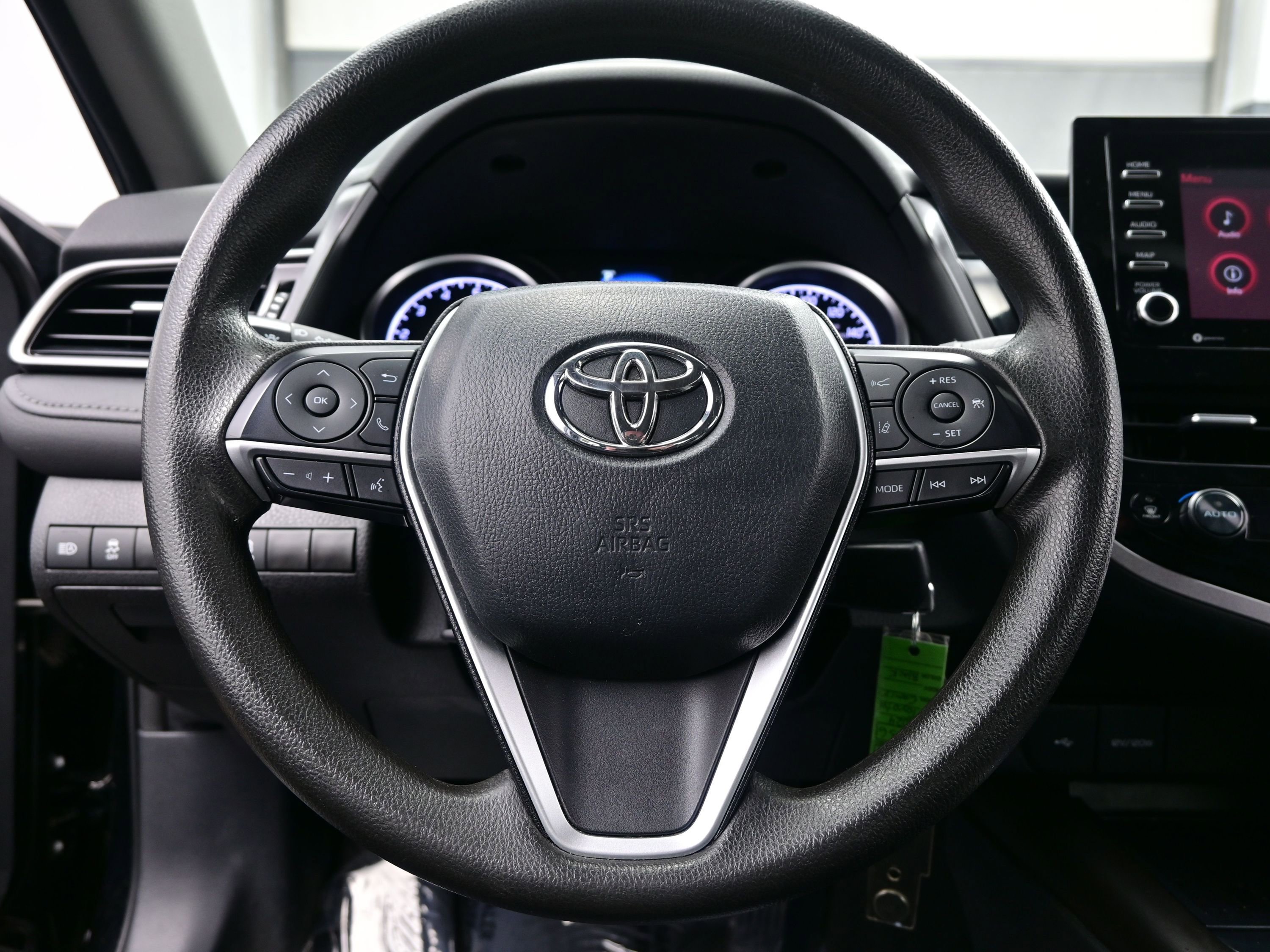 Used 2024 Toyota Camry LE image 22