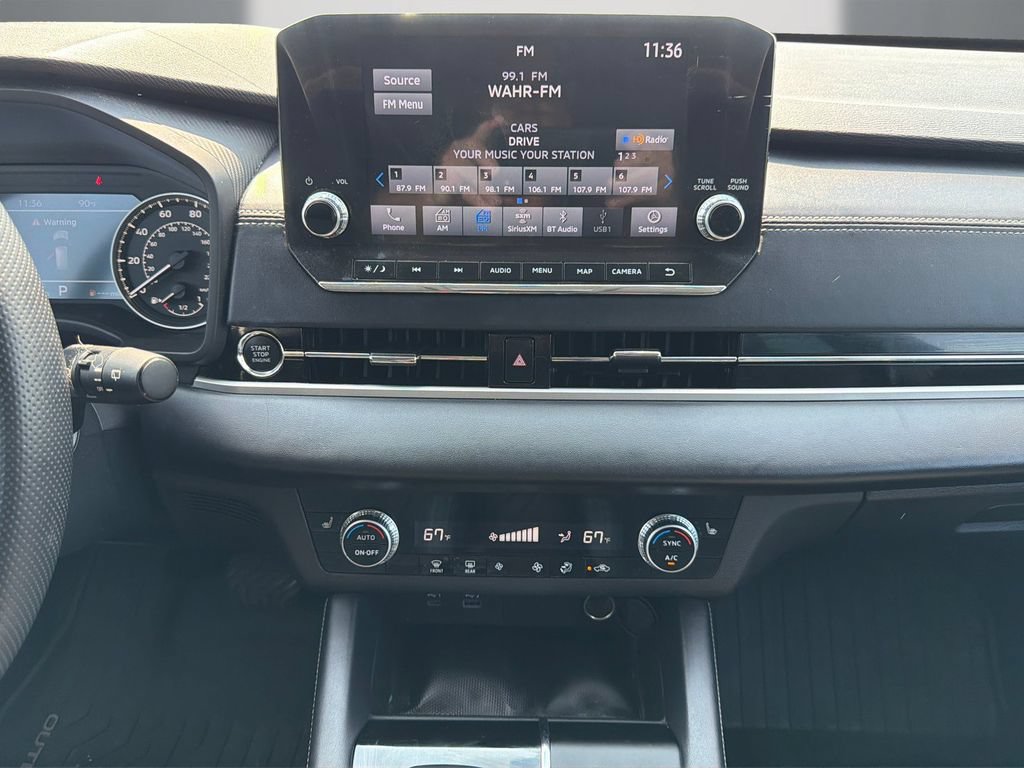 Used 2023 Mitsubishi Outlander SE FWD image 18