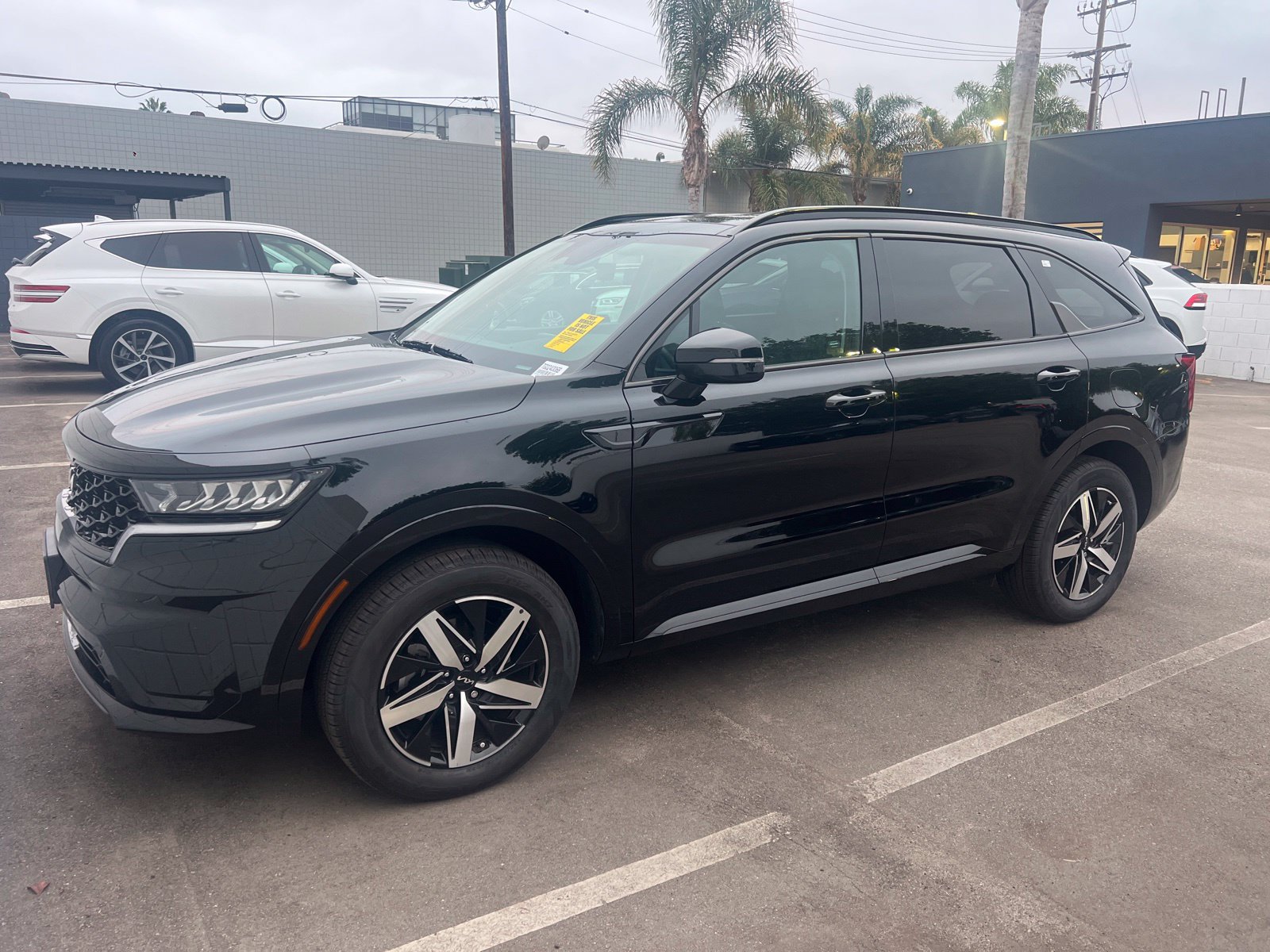Used 2023 Kia Sorento S w/ Panoramic Sunroof Package FWD image 1