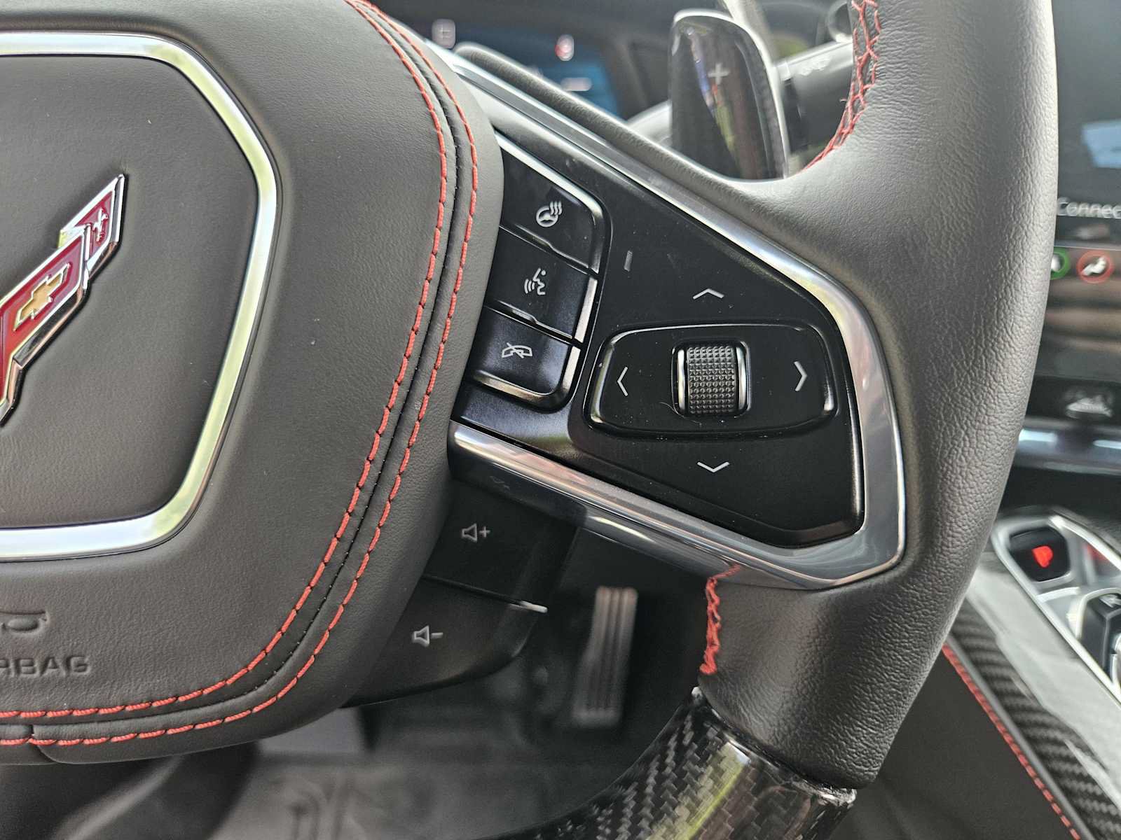 Used 2023 Chevrolet Corvette Z06 w/ Stealth Interior Trim Package RWD image 28