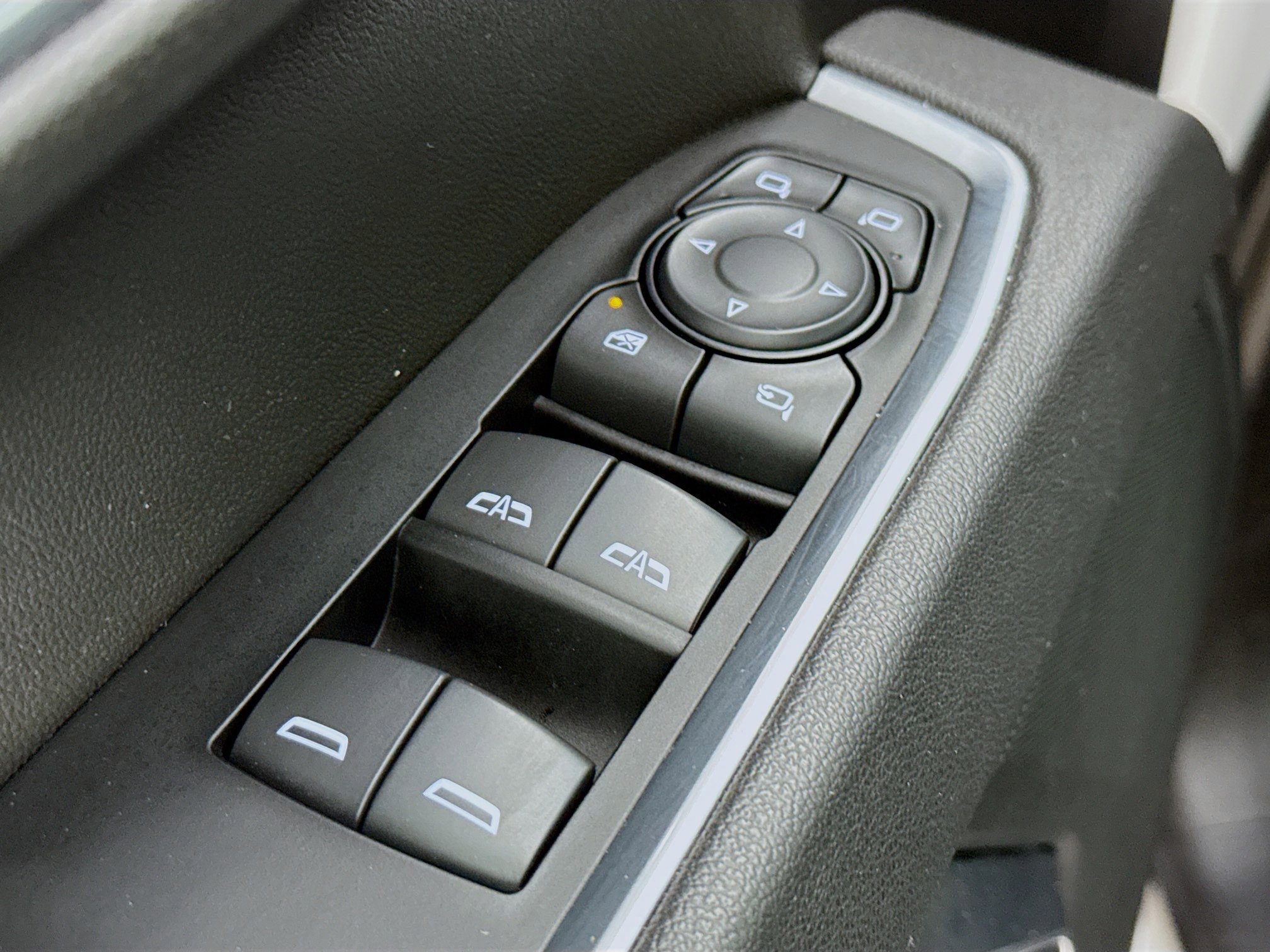 Used 2025 GMC Sierra 1500 SLT image 21