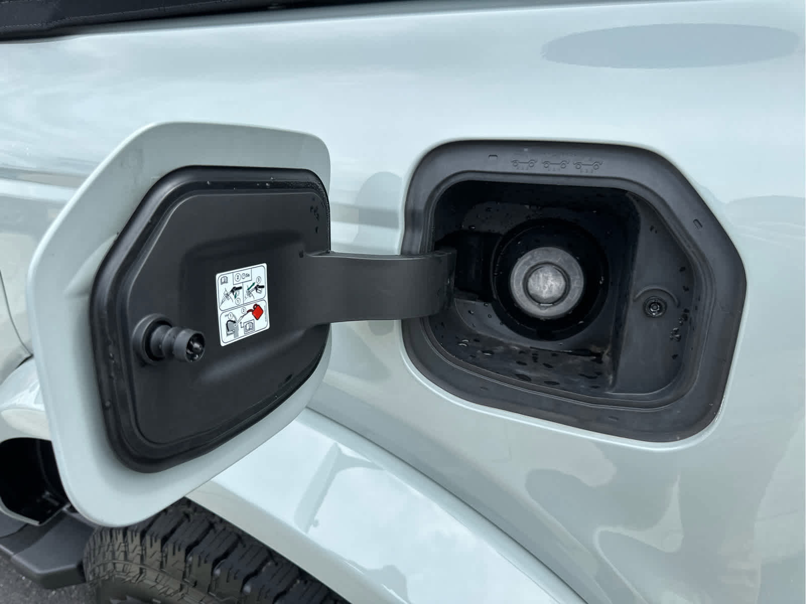 Used 2021 Ford Bronco Outer Banks image 16