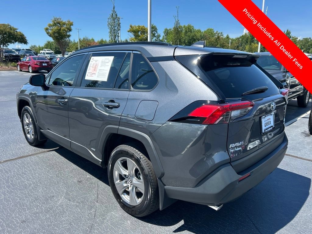 Used 2025 Toyota RAV4 LE AWD/4WD image 17