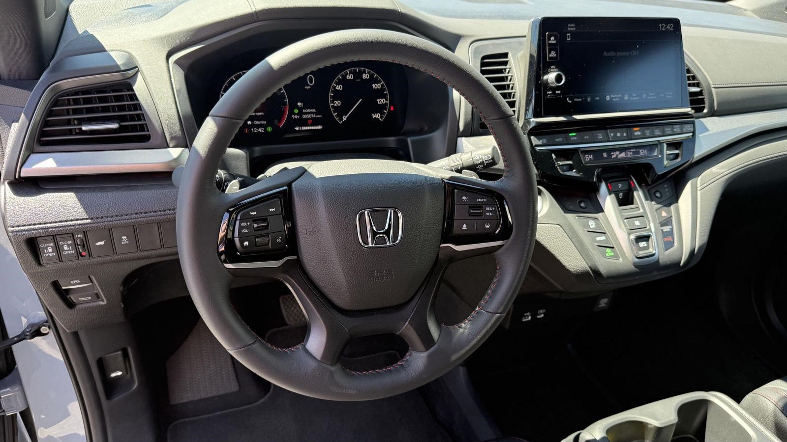 Certified 2026 Honda Odyssey Sport-L image 17