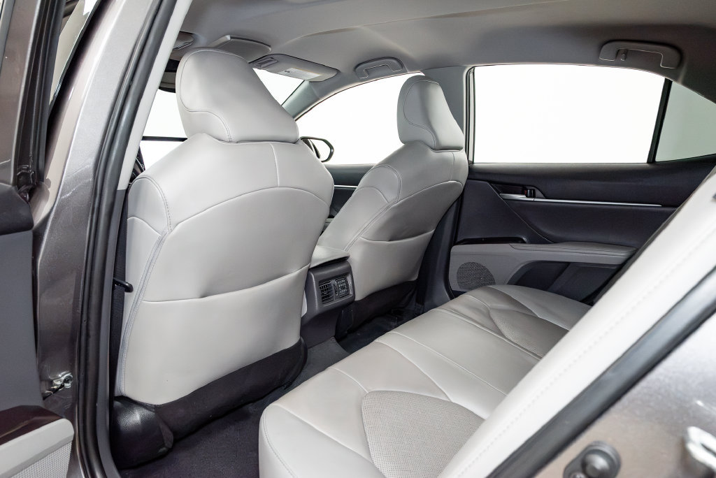 Used 2023 Toyota Camry XLE FWD image 23