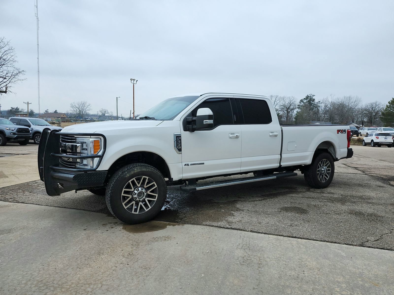 Used 2018 Ford F350 Lariat w/ Lariat Ultimate Package image 3